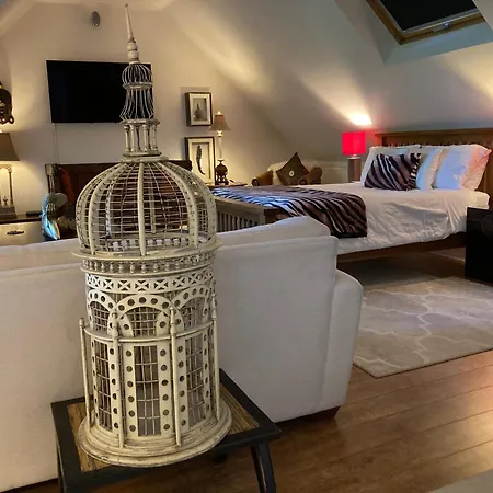 The Lodge At Ruddington-2